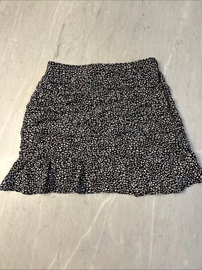 Abercrombie & Fitch Black Mini Skirt with White Pebble Print